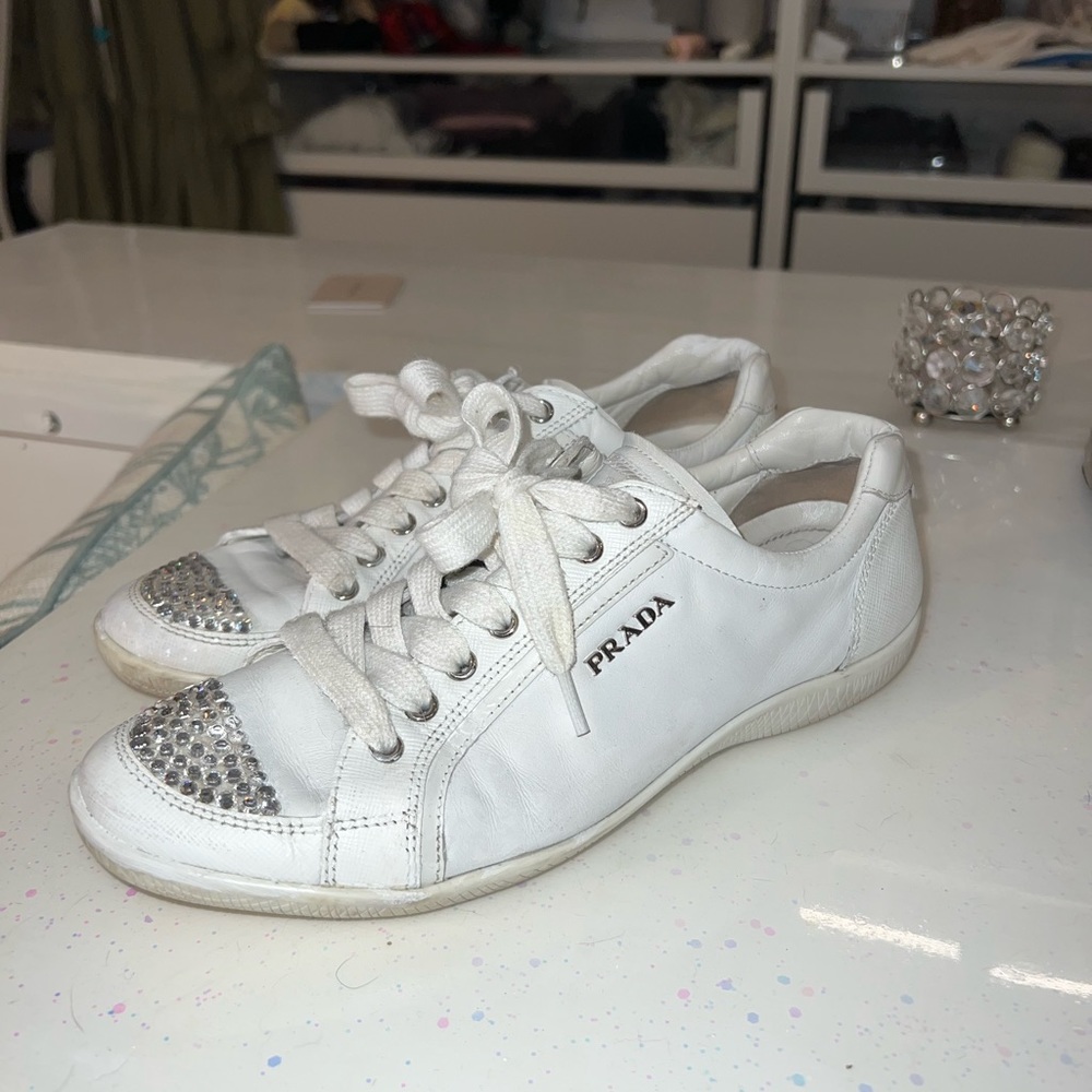 Prada tennis shoes sz 7